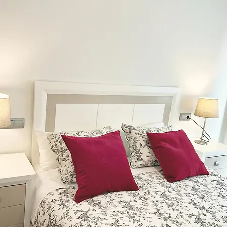 Europa Prados - Atenea Apartament *